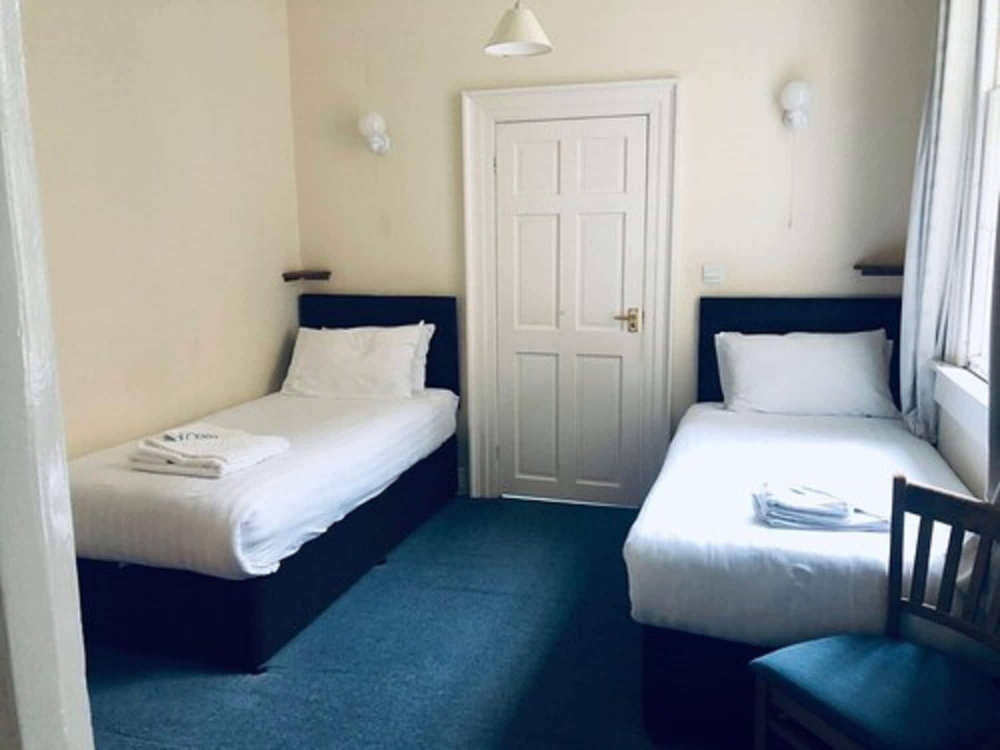 Parade Park Accommodation باث المظهر الخارجي الصورة